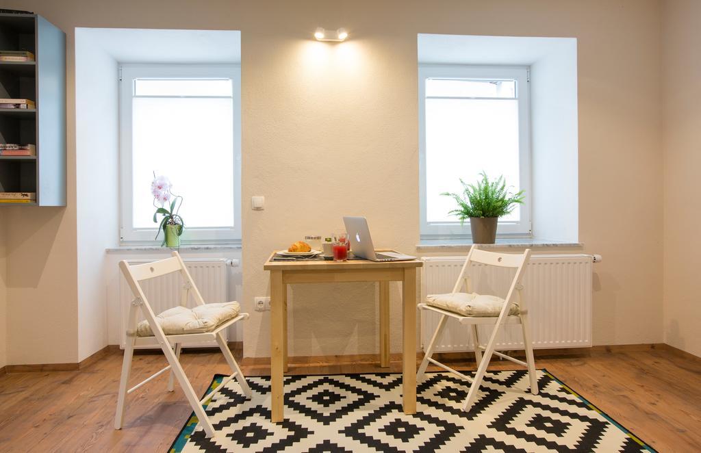 Castle Rock Bled Apartment Chambre photo