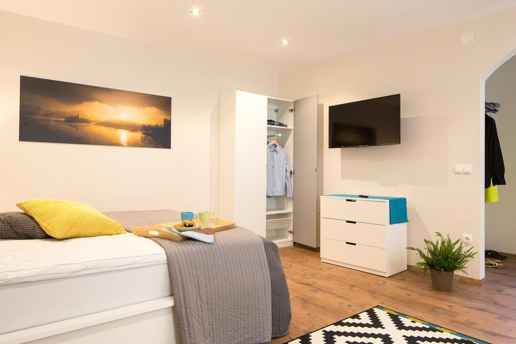 Castle Rock Bled Apartment Chambre photo