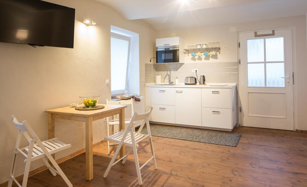 Castle Rock Bled Apartment Chambre photo